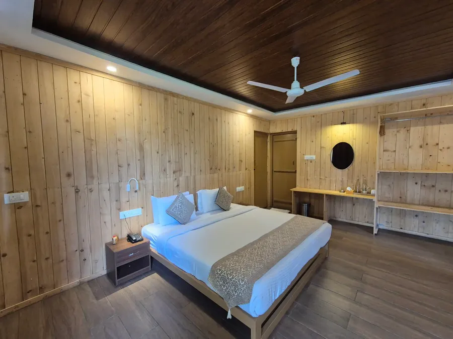 Two Bedroom Valley View Villa with Private Pool with Jacuzzi