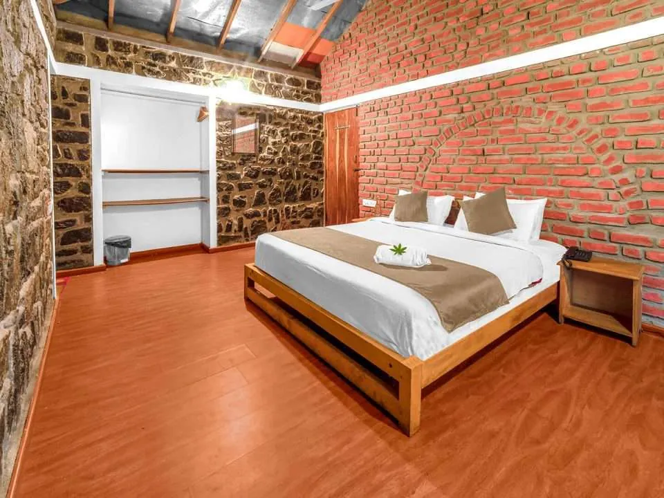 One Bedroom Valley View suite with Balcony